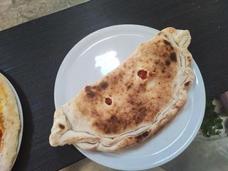 Pizza Calzone Capricciosa