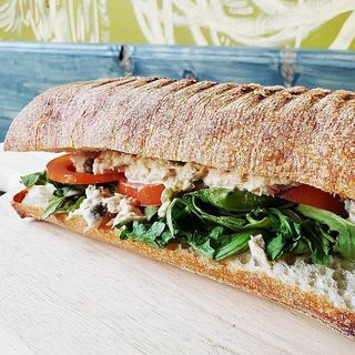 Панини Тонно