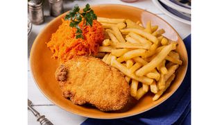 Filet drobiowy panierowany + zupa