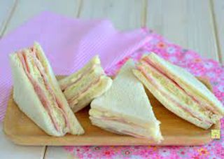 Tramezino prosciutto e formaggio