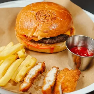 Kid's Cheeseburger (440г)
