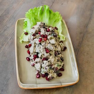 კუჭმაჭი ნიგვზით