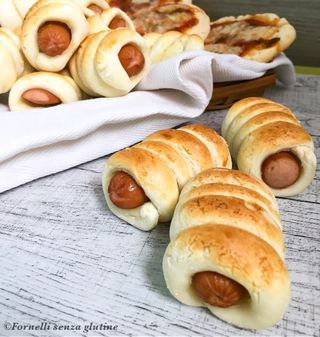 Cartocciata con würstel