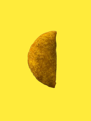 Empanada De Maíz Rellena De Carne