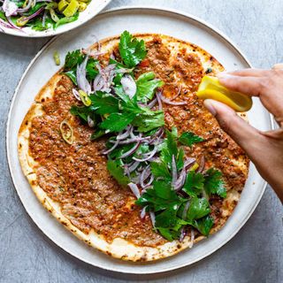 ლაჰმაჯუნი 