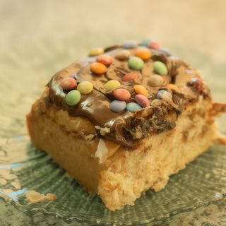 Cinamon roll smarties