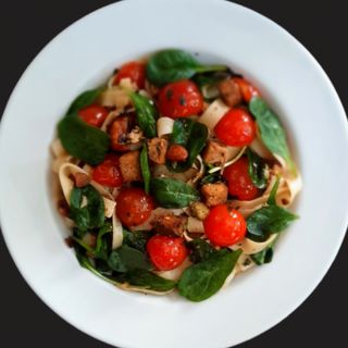 Paste cu legume tofu si migdale