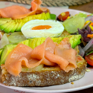 Tosta De Salmón