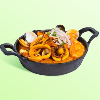 Cazuela De Plátano Marinera