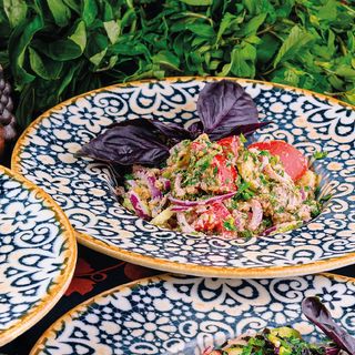 Salată Georgiană cu nuci