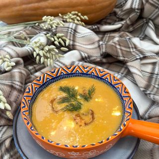 Гарбузовий крем-суп з креветкою (300г)