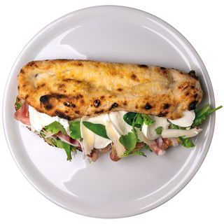 Porchetta provola affumicata melanzane a funghetti