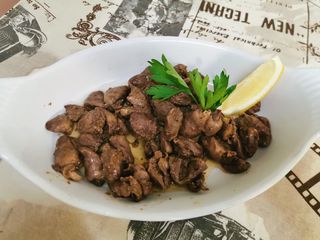 Мешена пилешка дреболия (300г)