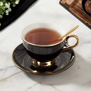 Black tea cup