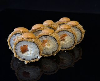 Сяке темпура рол