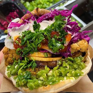 Pan De Pita Con Atún