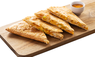 Domino’s кесадия с пиле