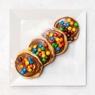 5.Pankejki z Nutellą i M&M`s