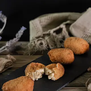 Croquetas de pollo asado (especialidad)