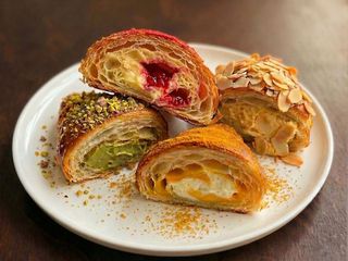 Croissant z nadzieniem