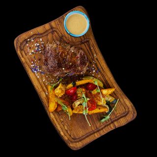 * Стейк зі свинини