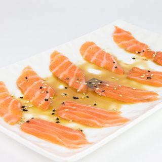 104. Carpaccio Sake - 10 pz