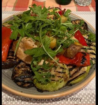 Pečeno povrće sa piletinom