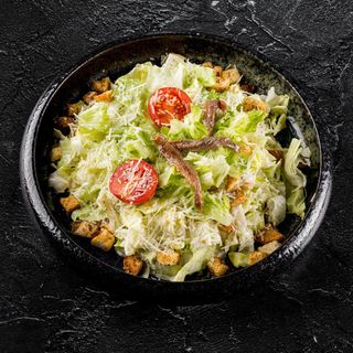 Salata Caesar cu pui