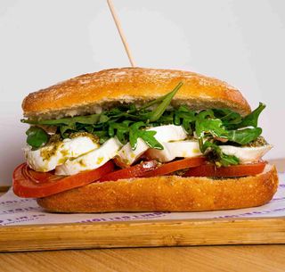 Ciabatta caprese