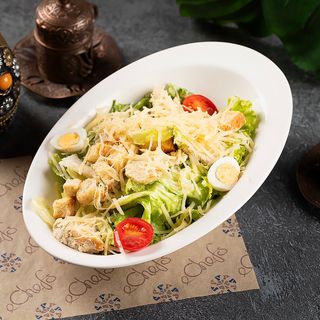 Цезарь с курицей (300 г)