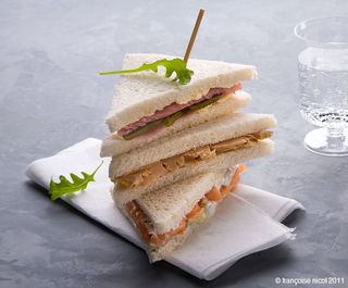 Tramezzino tonno e pomodoro