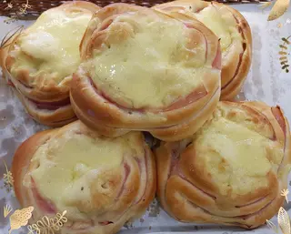 Pecivo nadjeveno sa šunkom i sirom