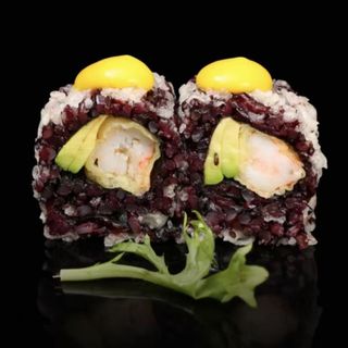 155-black roll gamba y aguacate