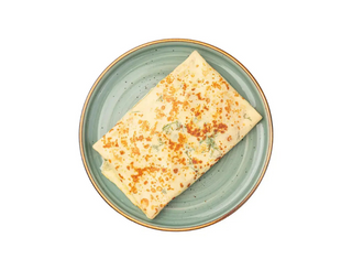 Блин с сыром, зеленью, курицей и грибами в сливках