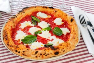 Pizza Campana 125 (30 Cm.)