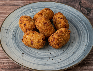 8. Croquetas De Pollo (6 Uds.)