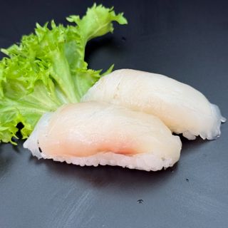 151. Nigiri dorada (2u)