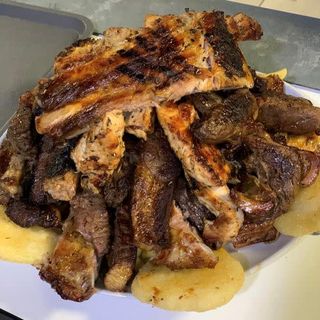 Costillas De Cerdo Grandes A La Brasa