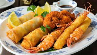 A10 Camarão Panado (6pcs) Crepe Pequena (8pcs) / Lulas Frita (6pcs)