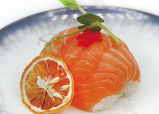 148. Chirashi salmone