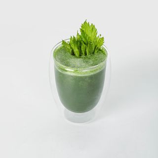 Смузи шпинат-сельдерей