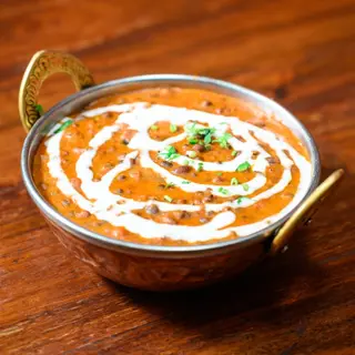 Dal Makhani (Vegetariano).
