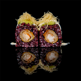 W130 Uramaki Black Angel Roll (4 Uds.)