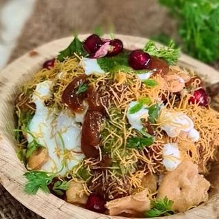 Aloo Tikki Chaat