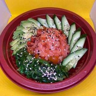 Poke De Salmón 