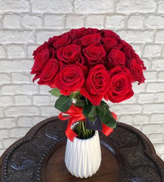 Buchet 25 trandafiri rosii