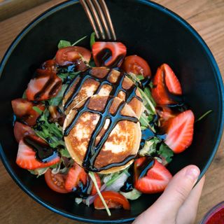 Strawberry Goat Cheese Salad