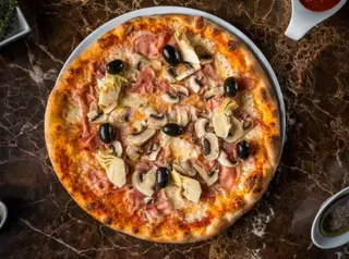 Pizza Quattro Stagioni