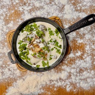 NEW Курча в вершково-часничному соусі.