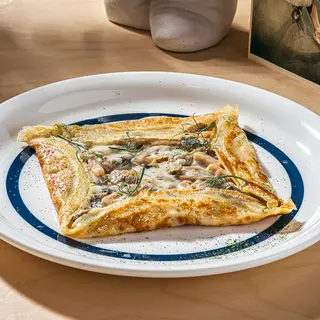 Crepe With Ham and Mushrooms